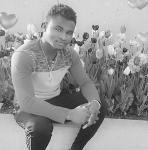 Meet your Posher, Mathios